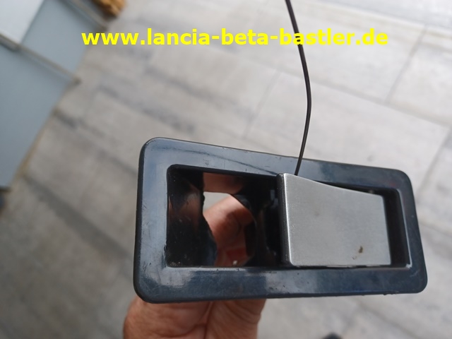 05_Griff_abgebrochen_Small 05_Griff_abgebrochen_Small