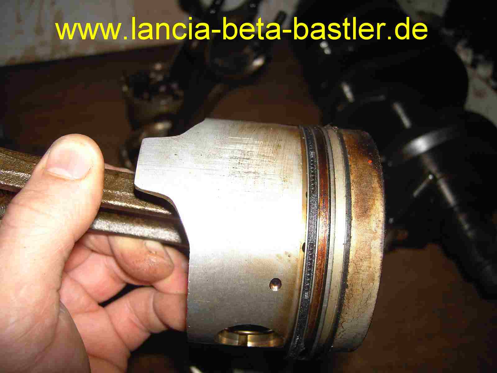 Fiat 124 Kolben Fiat 124 Kolben