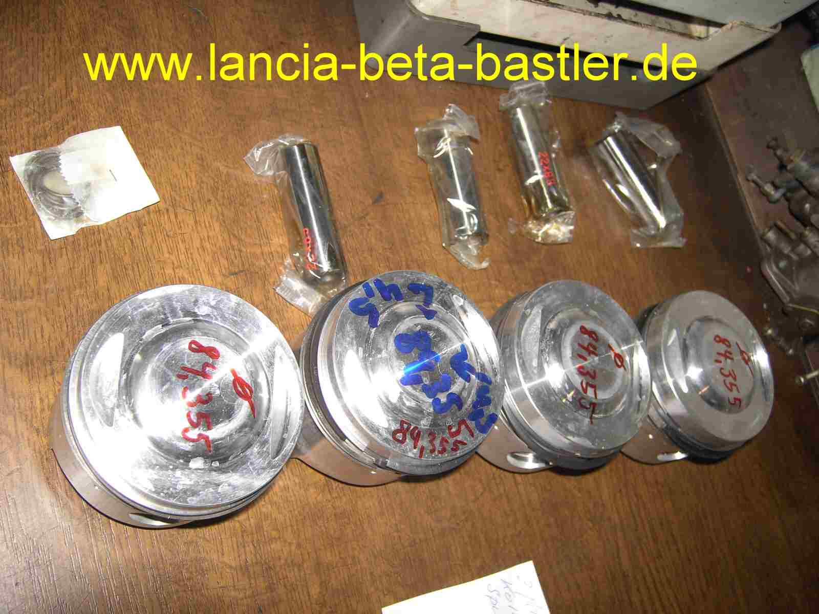 Fiat 124 Plateau Kolben Fiat 124 Plateau Kolben