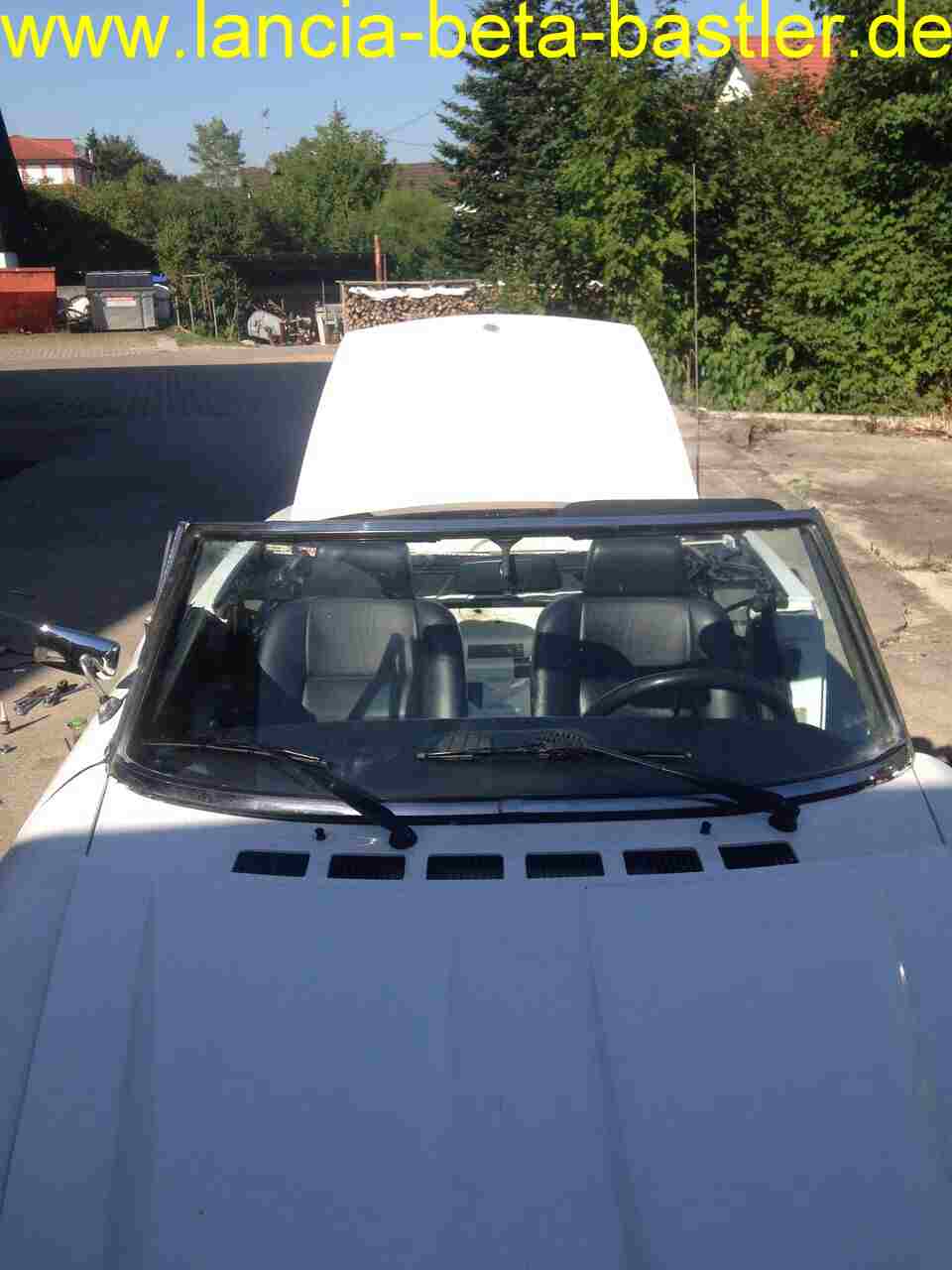 Fiat 124 Spider Frontansicht Fiat 124 Spider Frontansicht