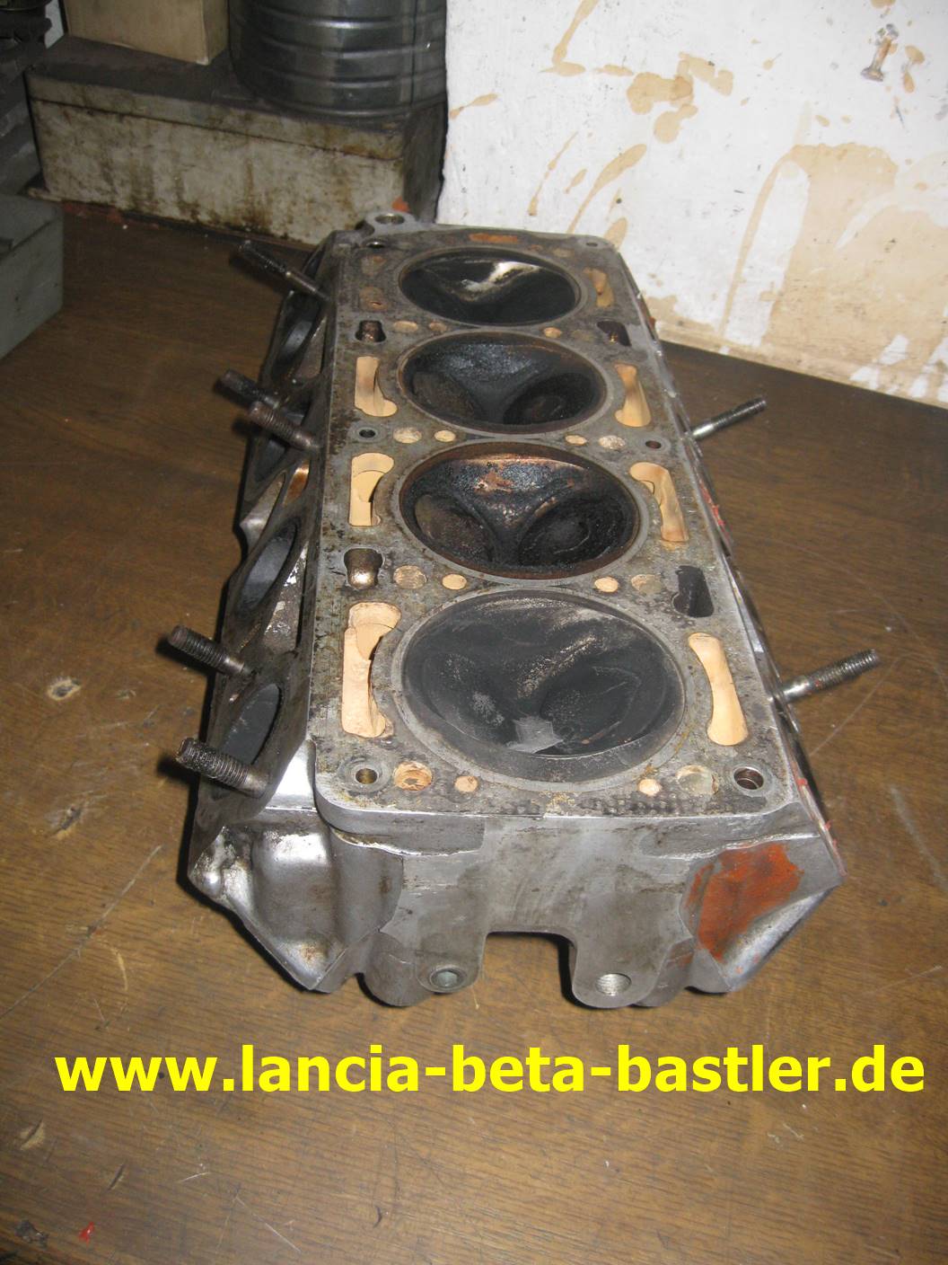Fiat 124 Spider Zylinderkopf US Ausführung-6 Fiat 124 Spider Zylinderkopf US Ausführung-6
