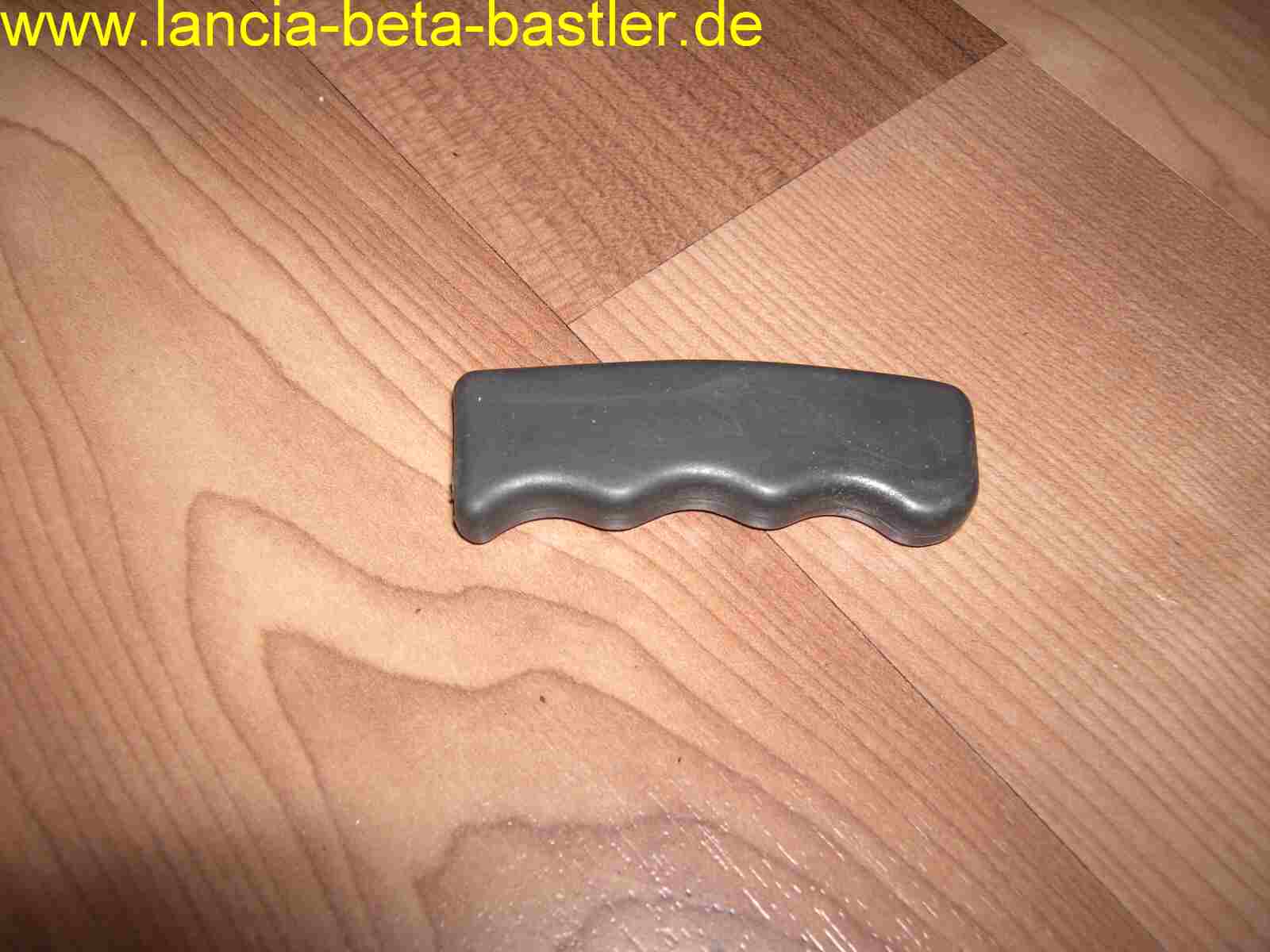 Gummigriff Motorhaubenöffner Lancia beta Gummigriff Motorhaubenöffner Lancia beta