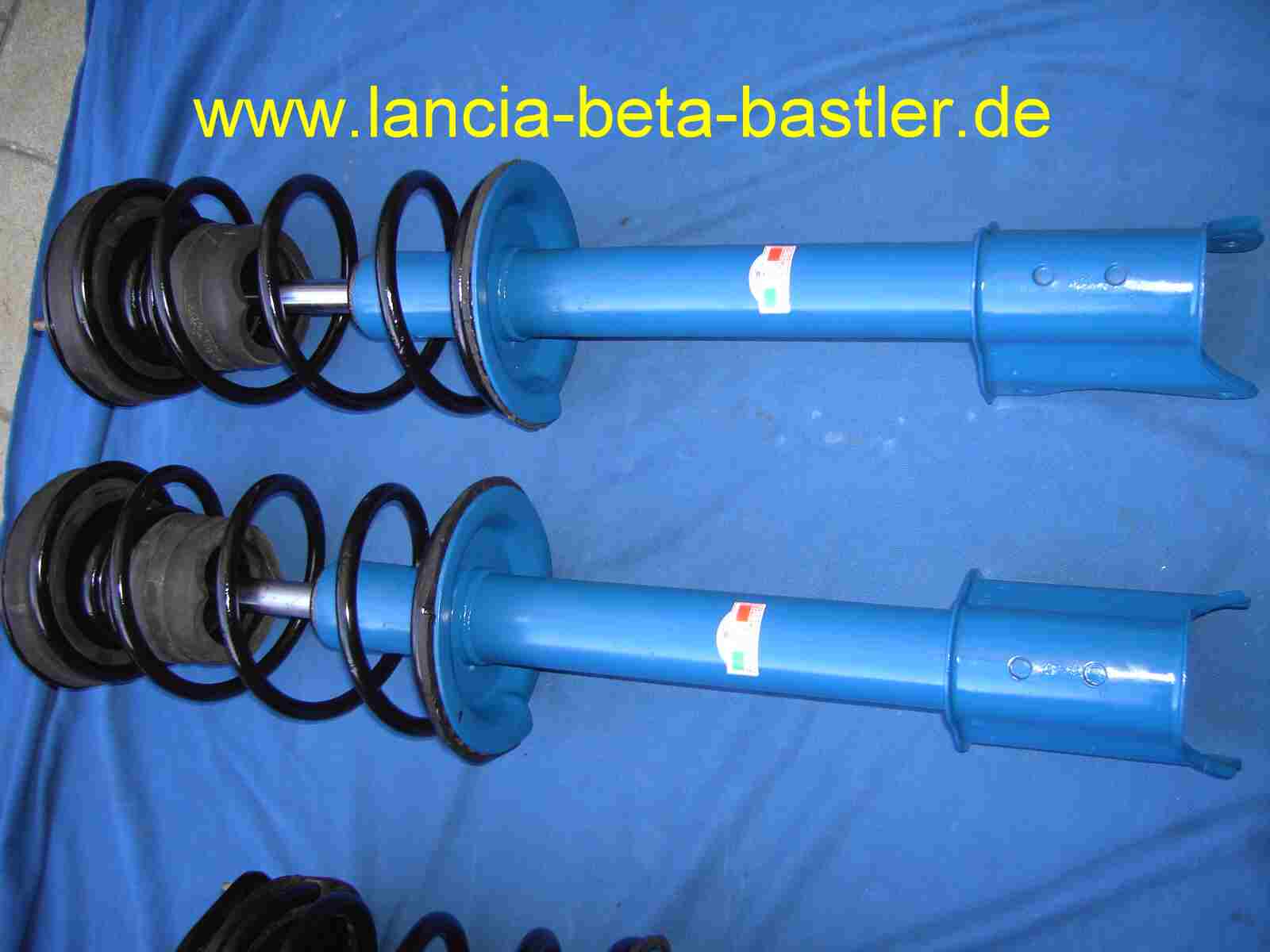 Hintere Federbeine fertig Lancia Beta Spider Hintere Federbeine fertig Lancia Beta Spider