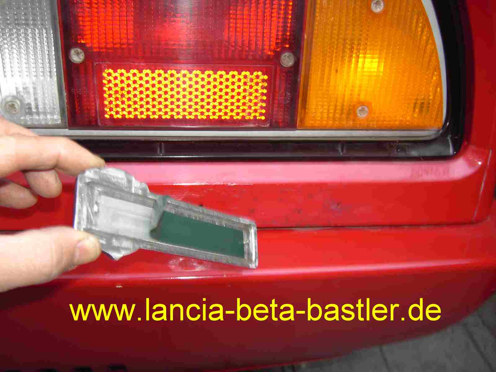 Lancia Montecarlo Schild Klebestreifen