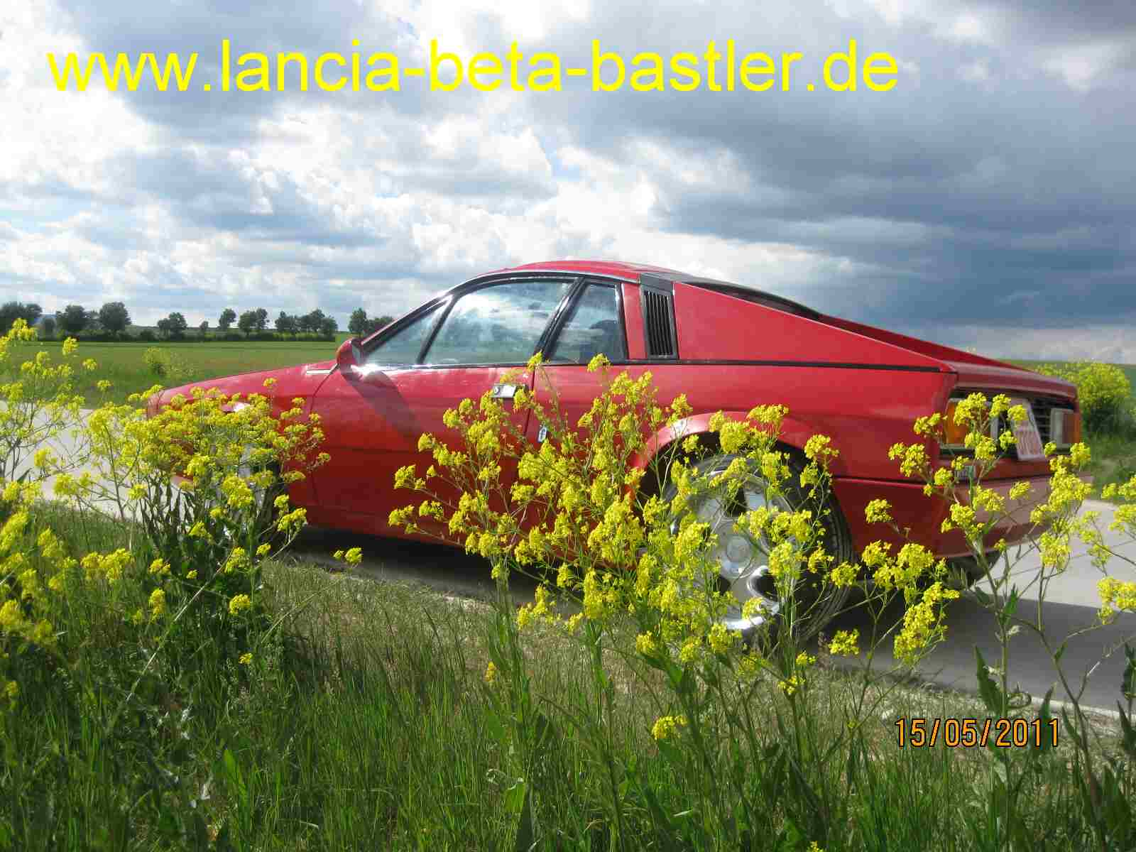 Lancia Montecarlo Turbo im Freien