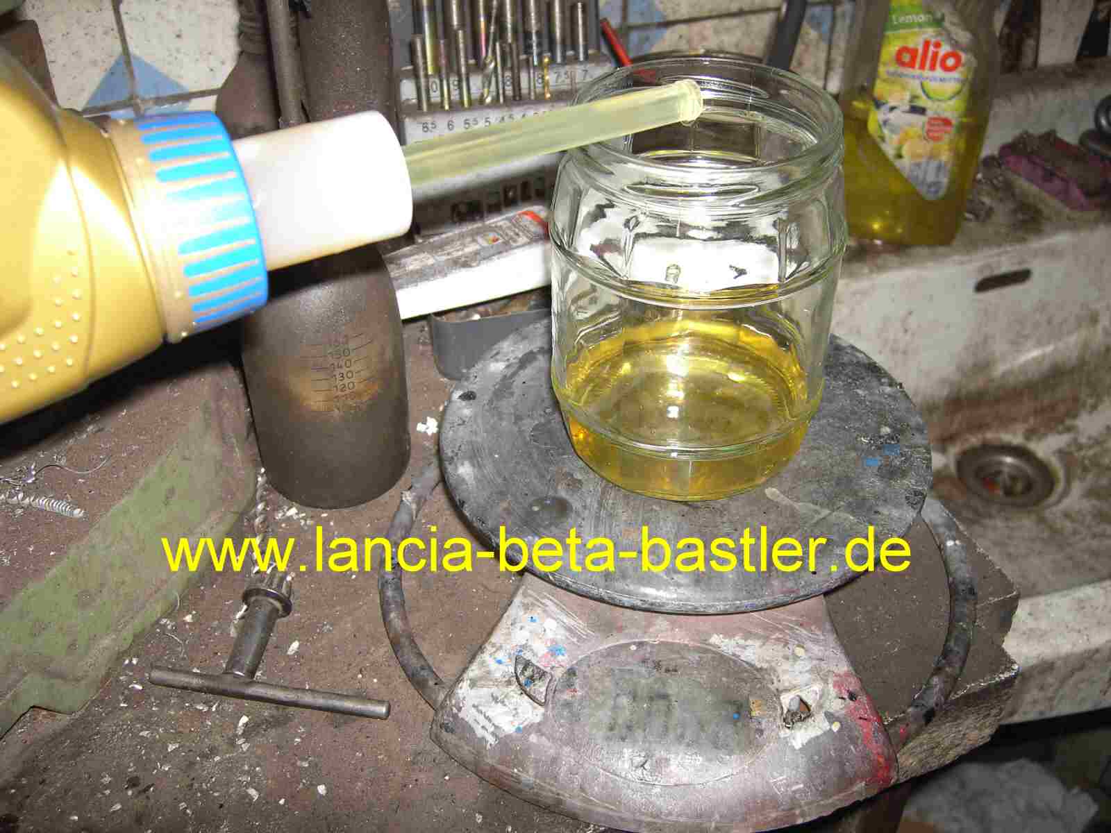Öl abwiegen Lancia Beta Öl abwiegen Lancia Beta