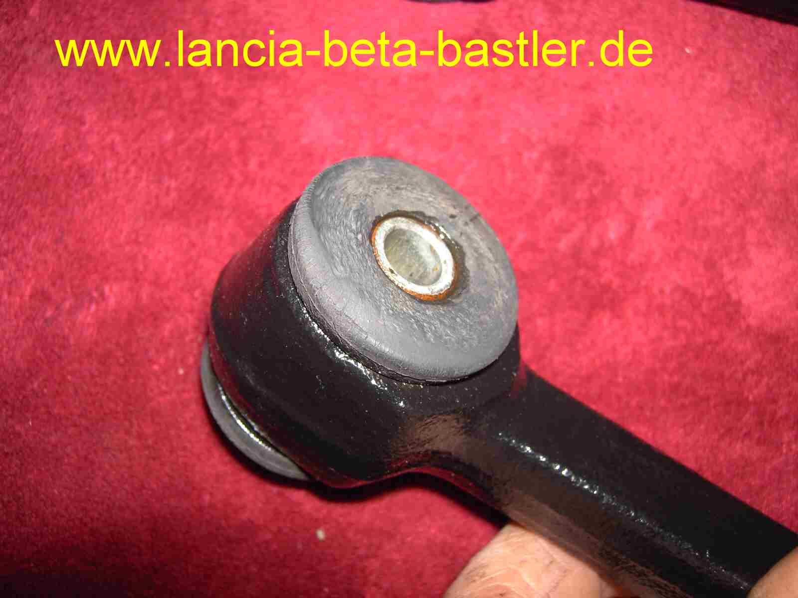 Querlenker vorne Lancia Beta Montecarlo3 Querlenker vorne Lancia Beta Montecarlo3