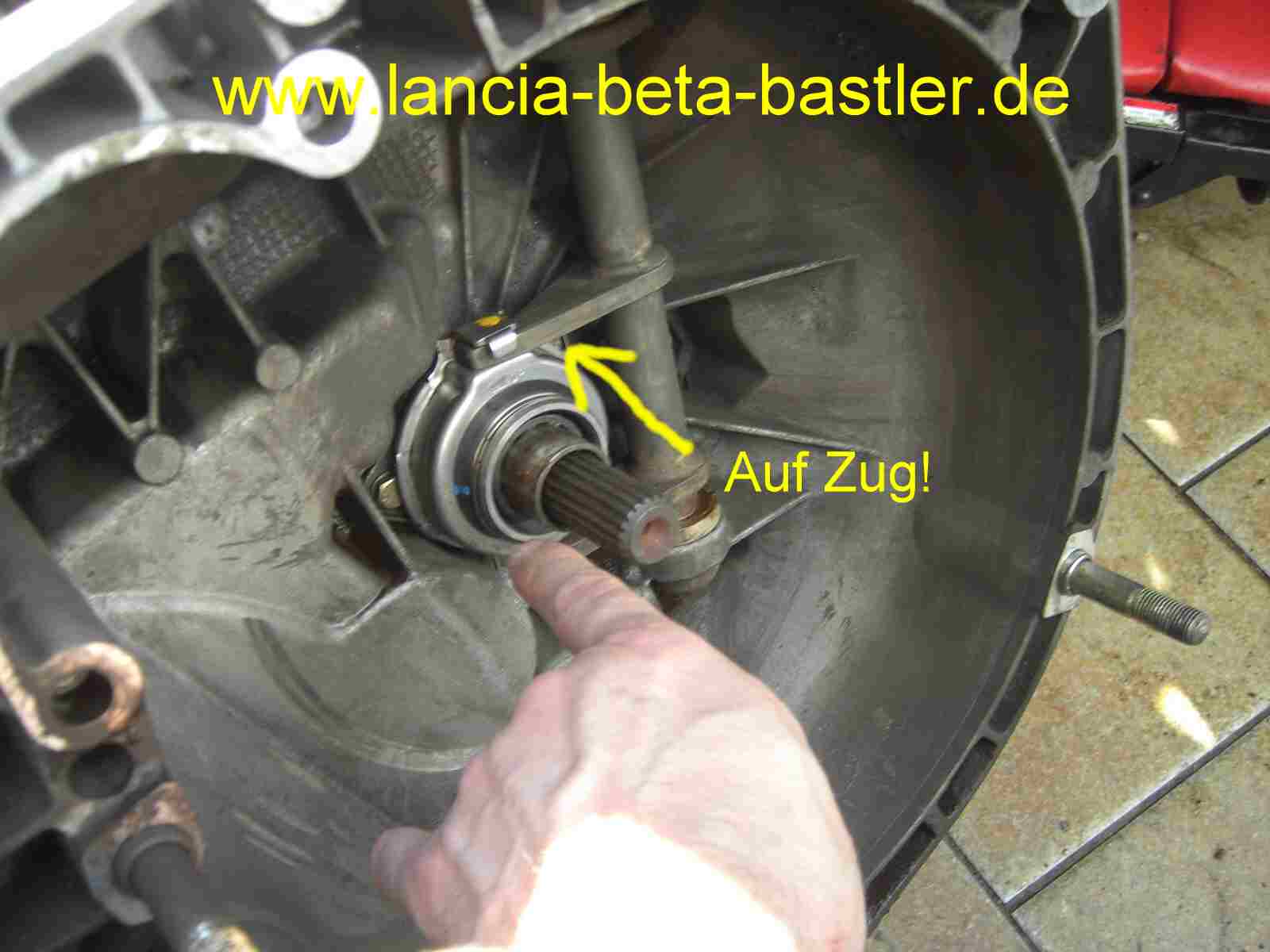 Richtung Ausrücklager im Betrieb Lybra Richtung Ausrücklager im Betrieb Lybra