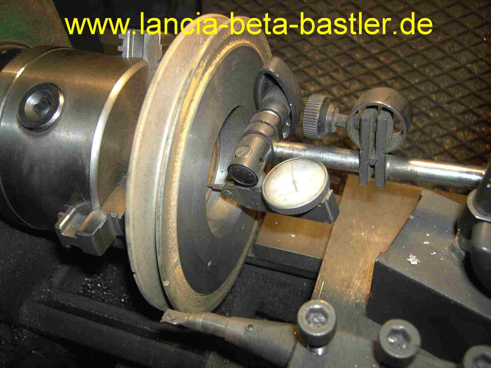 Riemenscheibe abdrehen Fiat 124 Riemenscheibe abdrehen Fiat 124