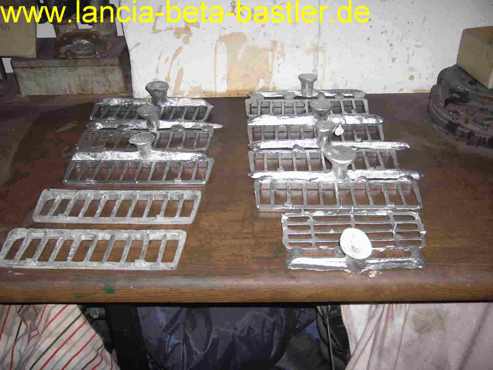 Rohlinge Lüftungsgitter Rückseite Rohlinge Lüftungsgitter Rückseite