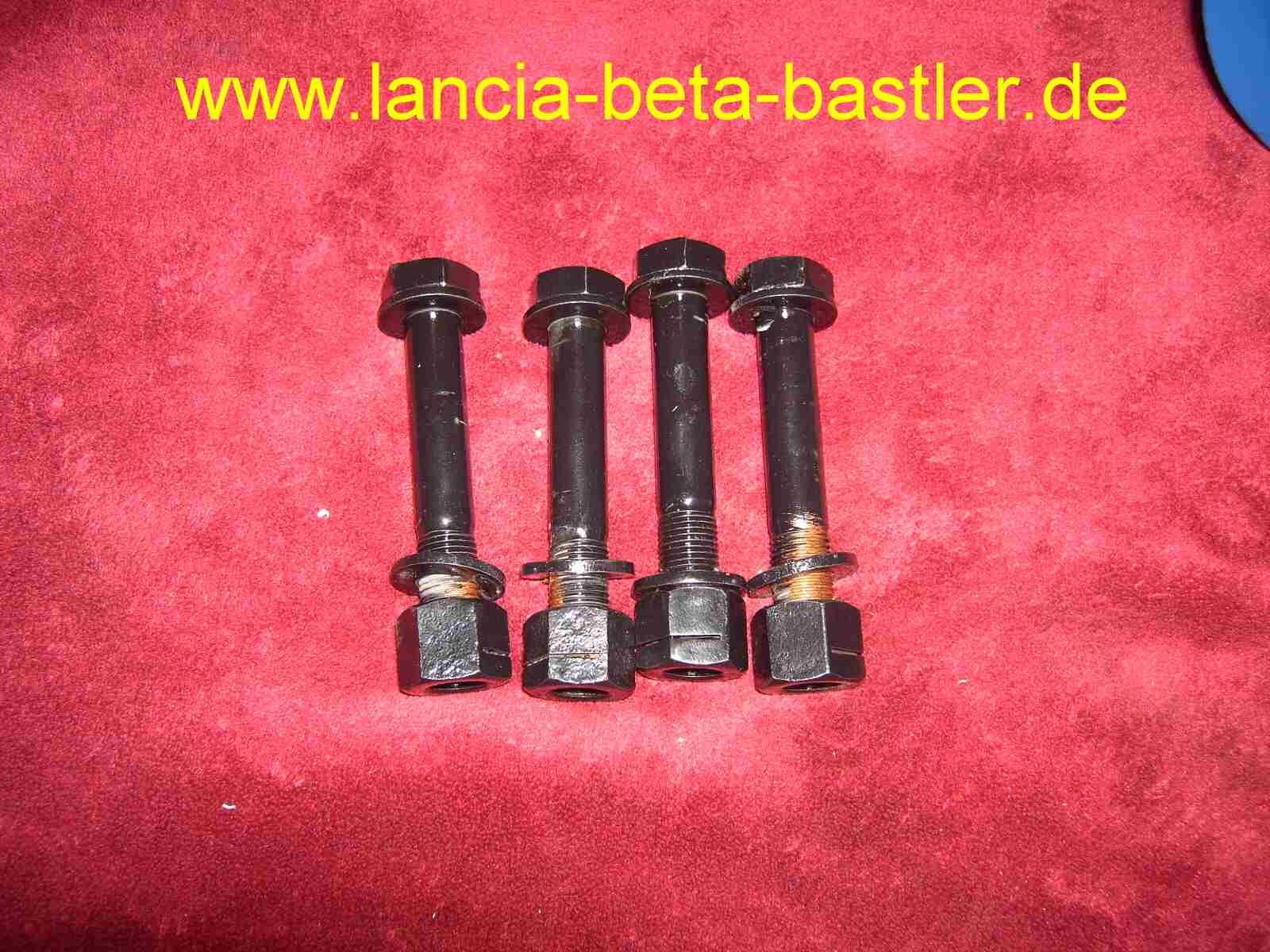 Schrauben Stossdämpfer Lancia Beta3 Schrauben Stossdämpfer Lancia Beta3
