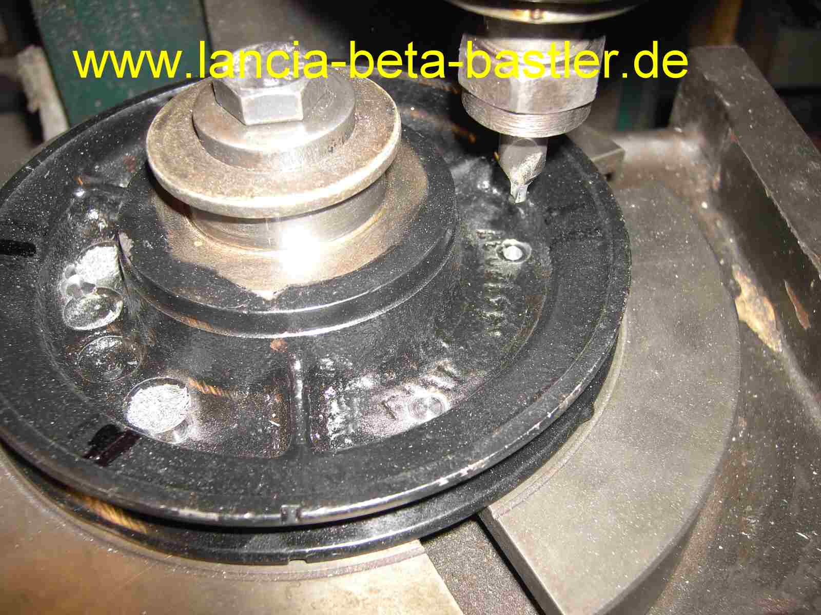 Triggerrad Löcher Einarbeitung Fiat 124 zentrieren Triggerrad Löcher Einarbeitung Fiat 124 zentrieren