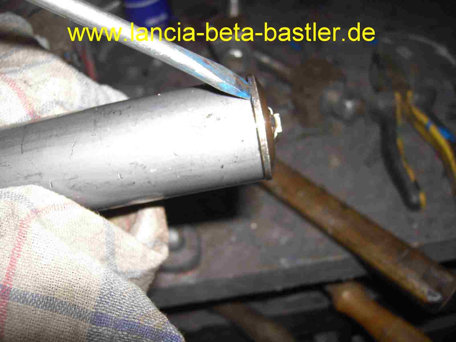 Ventil Stossdämpfer Lancia Beta3 Ventil Stossdämpfer Lancia Beta3