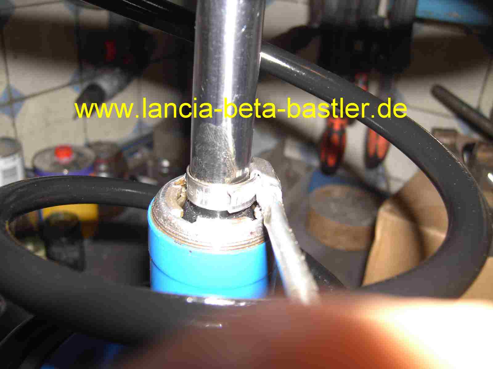 Zusammenbau Federbeine vorne Lancia Beta7 Zusammenbau Federbeine vorne Lancia Beta7